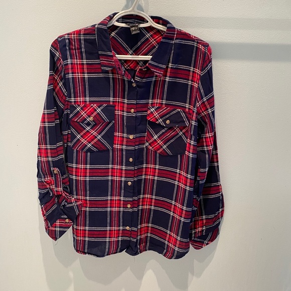 Streetwear Society • Long sleeve plaid button down - Picture 3 of 6